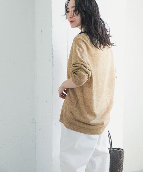 URBAN RESEARCH DOORS（アーバンリサーチドアーズ）の「リネンVネックカーディガン（カーディガン/ボレロ・レディース・ライトベージュ/ライトグレー/ベージュ系その他・FREE）」の15枚目の写真