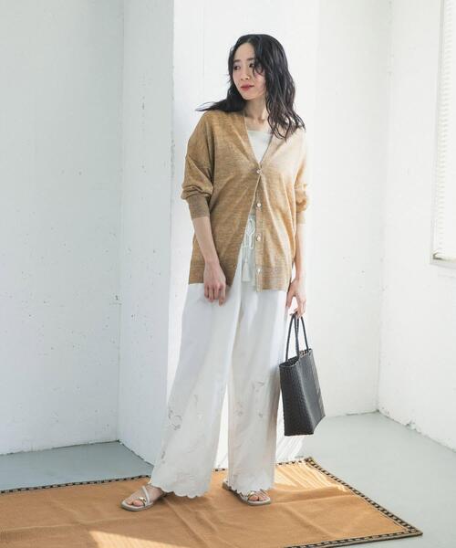 URBAN RESEARCH DOORS（アーバンリサーチドアーズ）の「リネンVネックカーディガン（カーディガン/ボレロ・レディース・ライトベージュ/ライトグレー/ベージュ系その他・FREE）」の16枚目の写真