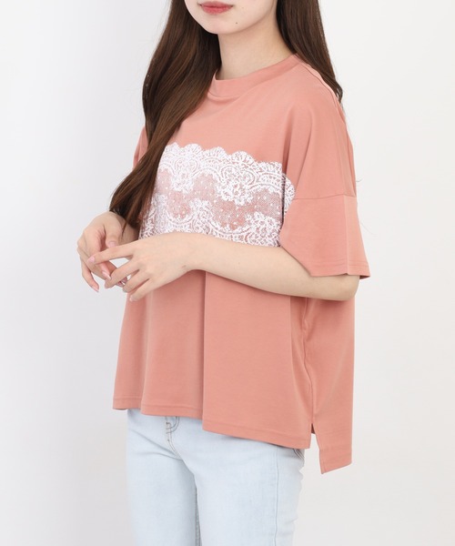 EGLANTINE(エグランティーヌ)の「EGLANTINE レース柄プリント半袖Tシャツ 日本製 ローズペトール(Tシャツ/カットソー・レディース・グレイッシュベージュ/サーモンピンク/ブラック/シルバーグレー/ブルーグリーン・38)」の5枚目の写真