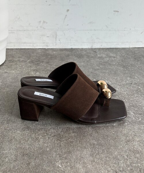 DouDou(ドゥドゥ)の「【WEB限定】GOLDトングミュールサンダル(その他シューズ・レディース・ブラウン/ブラック・MEDIUM/LARGE/SMALL)」の12枚目の写真