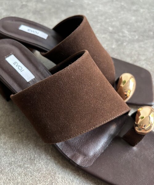 DouDou(ドゥドゥ)の「【WEB限定】GOLDトングミュールサンダル(その他シューズ・レディース・ブラウン/ブラック・MEDIUM/LARGE/SMALL)」の16枚目の写真