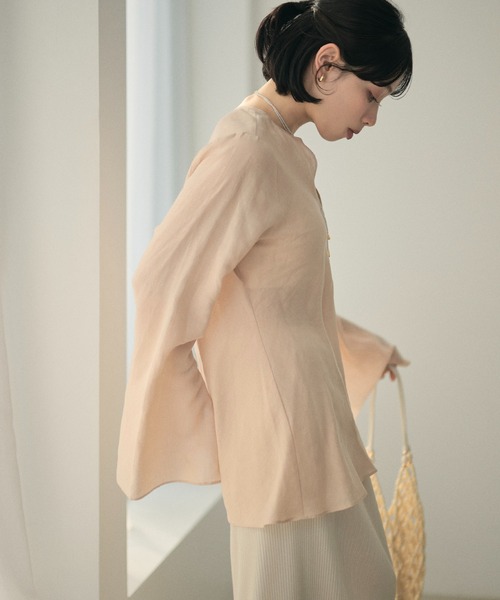LAULEN（ローレン）の「ramie blend slit cuff flare blouse /ラミーブレンドフレアチュニックブラウス（シャツ/ブラウス・レディース・ピンク/ホワイト/ブラック・FREE）」の9枚目の写真
