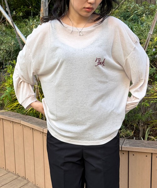 St.Johns 3rd club(セントジョンズサードクラブ)の「【ST.JOHNS 3RD CLUB/セントジョンズサードクラブ】シアーロゴロンTee2(Tシャツ/カットソー・レディース・グレイッシュベージュ/ダークブラウン・フリー)」の6枚目の写真