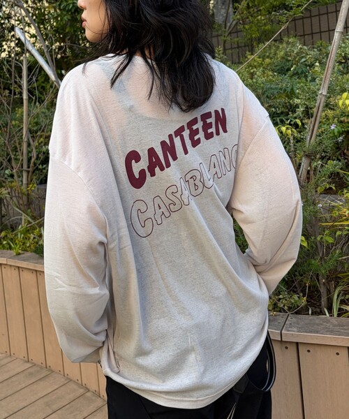 St.Johns 3rd club(セントジョンズサードクラブ)の「【ST.JOHNS 3RD CLUB/セントジョンズサードクラブ】シアーロゴロンTee2(Tシャツ/カットソー・レディース・グレイッシュベージュ/ダークブラウン・フリー)」の7枚目の写真