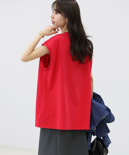 Aletta vita(アレッタビータ)の「綿天竺ロゴプリントフレンチカットソー(Tシャツ/カットソー・レディース・チャコール/レッド/オフホワイト・M)」の6枚目の写真