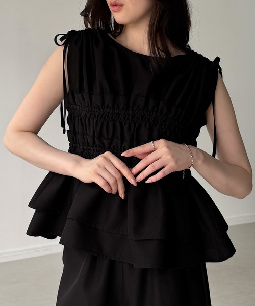 junoah（ジュノア）の「ペプラムデザイントップス＋パンツセットアップ（セットアップ・レディース・ブラック/チャコール/ライトベージュ・MEDIUM/SMALL/LARGE）」の15枚目の写真