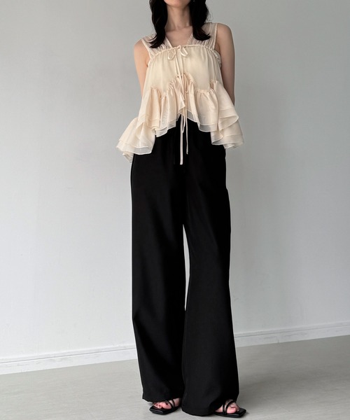junoah（ジュノア）の「ペプラムデザイントップス＋パンツセットアップ（セットアップ・レディース・ブラック/チャコール/ライトベージュ・MEDIUM/SMALL/LARGE）」の17枚目の写真