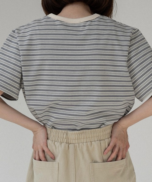 lawgy(ラウジー)の「bi color neck multi border t / バイカラーネックマルチボーダーt(Tシャツ/カットソー・レディース・グレー/クリーム・FREE)」の8枚目の写真