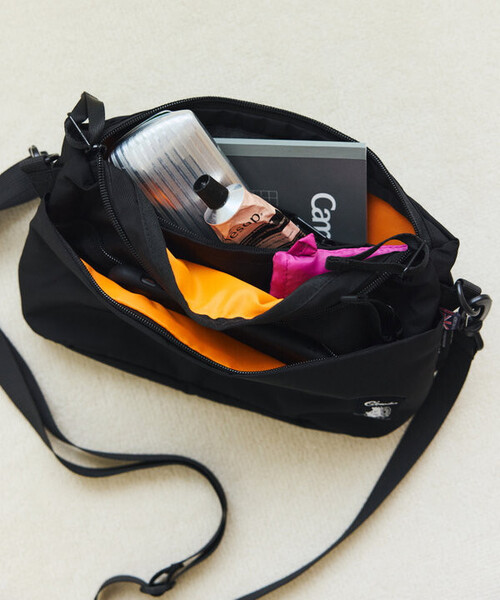 COBMASTER（コブマスター）の「Cobmaster × FREAK'S STORE/コブマスター × フリークスストア 別注ALT SHOULDERBAG（ショルダーバッグ・レディース・ブラック・ONE SIZE）」の7枚目の写真