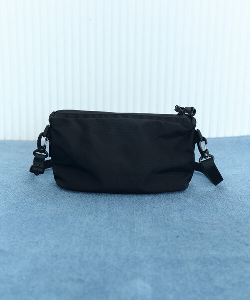 COBMASTER（コブマスター）の「Cobmaster × FREAK'S STORE/コブマスター × フリークスストア 別注ALT SHOULDERBAG（ショルダーバッグ・レディース・ブラック・ONE SIZE）」の9枚目の写真