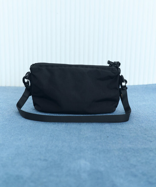 COBMASTER（コブマスター）の「Cobmaster × FREAK'S STORE/コブマスター × フリークスストア 別注ALT SHOULDERBAG（ショルダーバッグ・レディース・ブラック・ONE SIZE）」の8枚目の写真