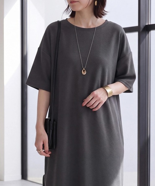 SELECT LEVERY（セレクトリベリー）の「シワになりにくい ジャガード半袖ワンピース（ワンピース・レディース・アイボリー/ブラック/チャコール・MEDIUM/LARGE）」の19枚目の写真