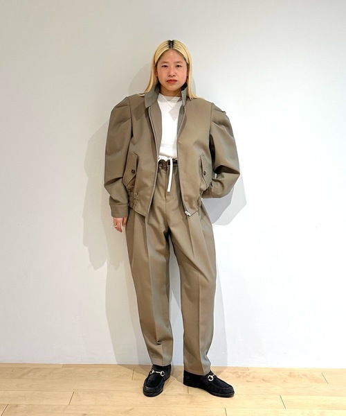 HOLIDAY(ホリデイ)の「WOOL TWILL 2TUCK SLACKS ウールツイルツータックスラックス(スラックス・レディース・ブラック/カーキ・ONE SIZE)」の16枚目の写真