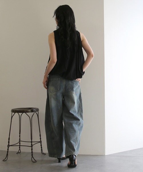 No one knows（ノーワンノーズ）の「ZOZO限定 ノースリーブハーフジップギャザートップス（その他トップス・レディース・ホワイト/ブラック・FREE）」の15枚目の写真