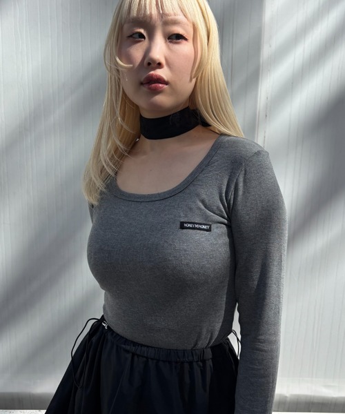 HONEY MI HONEY(ハニーミーハニー)の「honey logo u-neck t-shirt(Tシャツ/カットソー・レディース・ブラック/グレー/ホワイト・FREE)」の3枚目の写真