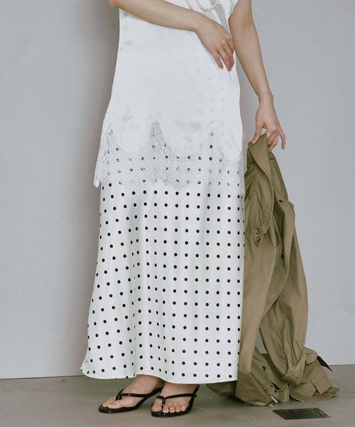 Ezick(エジック)の「Dot satin skirt / ドットサテンスカート(スカート・レディース・ブラック/オフホワイト・FREE)」の1枚目の写真