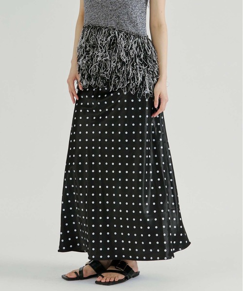 Ezick(エジック)の「Dot satin skirt / ドットサテンスカート(スカート・レディース・ブラック/オフホワイト・FREE)」の2枚目の写真