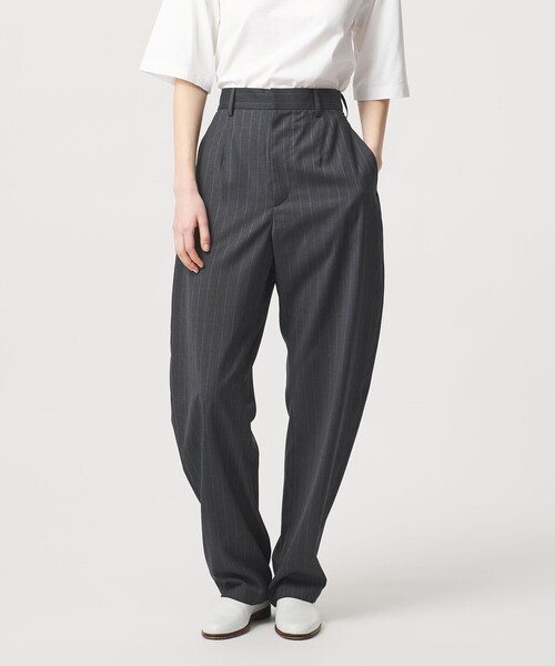 LOEFF（ロエフ）の「＜LOEFF＞トロピカルウール ボンタンパンツ ピンストライプ（その他パンツ・レディース・ダークグレー・0/00/2/1）」の8枚目の写真