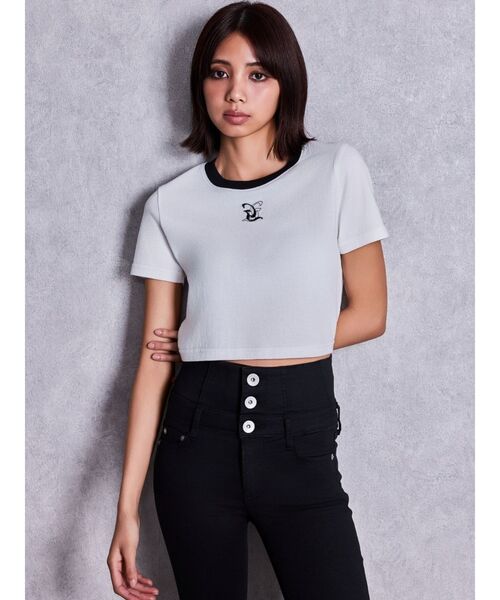 GYDA(ジェイダ)の「Square gydaバイカラーショートTシャツ(Tシャツ/カットソー・レディース・ブラック/ライトブルー/オフホワイト/ピンク・FREE)」の6枚目の写真