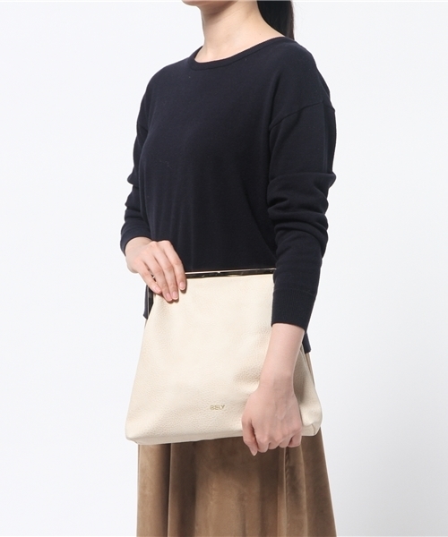 OUTLET(アウトレット)の「【WHO'S WHO gallery】BLodigiclutch(クラッチバッグ・レディース・レッド/ベージュ/ネイビー・FREE)」の12枚目の写真