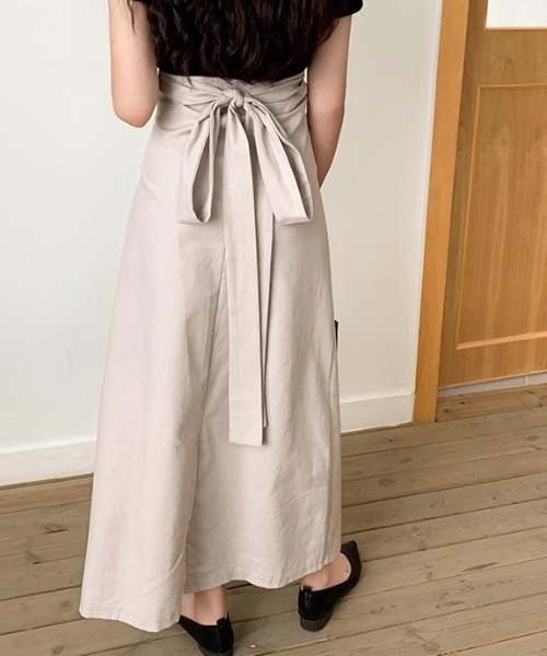 AMAJI(アマジ)の「リネン混 ミモレ丈 スカート(スカート・レディース・グリーン/ベージュ・LARGE/MEDIUM)」の4枚目の写真