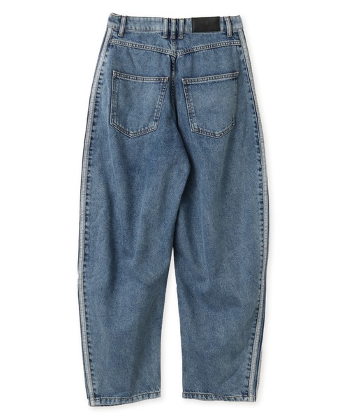 adidas(アディダス)の「adidas HIGH RISE BARREL LEG DENIM PANT / アディダス ハイライズ バレル レッグ デニム パンツ(デニムパンツ・レディース・ライトインディゴブルー・25inch/24inch/26inch)」の7枚目の写真