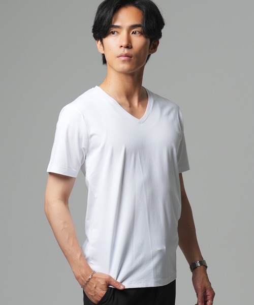 (Never) Acquiesce(ネバーアクイース)の「多機能フライスVネックTEE(Tシャツ/カットソー・メンズ・ブラック/グレイッシュベージュ/ホワイト・LARGE/MEDIUM/X-LARGE)」の1枚目の写真