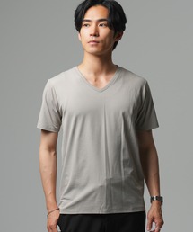 多機能フライスVネックTEE