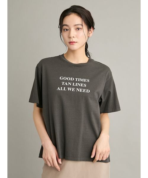 Mila Owen(ミラオーウェン)の「ヴィンテージライクグラフィックTシャツ(Tシャツ/カットソー・レディース・ベージュ/カーキ/チャコールグレー/ホワイト・F)」の5枚目の写真