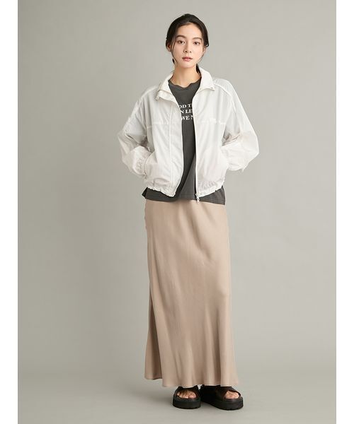 Mila Owen(ミラオーウェン)の「ヴィンテージライクグラフィックTシャツ(Tシャツ/カットソー・レディース・ベージュ/カーキ/チャコールグレー/ホワイト・F)」の13枚目の写真