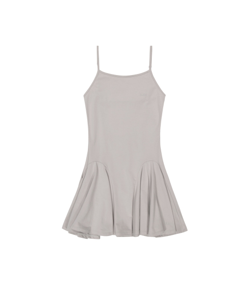 OJOS(オホス)の「Back Strap Flare Dress / Grey(ワンピース・レディース・その他・1/2/3)」の2枚目の写真