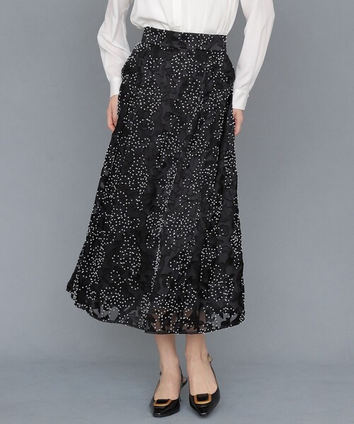 ANAYI(アナイ)の「オパール刺繍タック スカート(スカート・レディース・ブラック・38/36)」の4枚目の写真