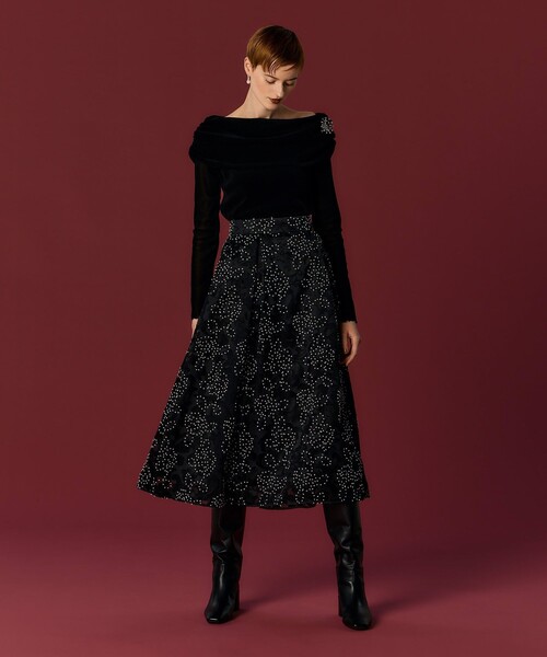 ANAYI(アナイ)の「オパール刺繍タック スカート(スカート・レディース・ブラック・38/36)」の9枚目の写真