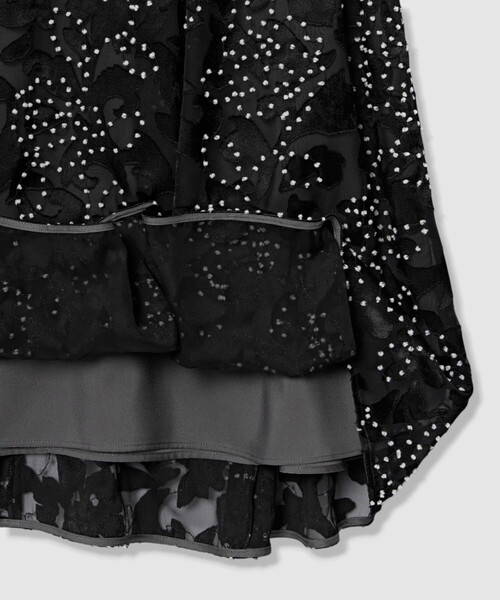 ANAYI(アナイ)の「オパール刺繍タック スカート(スカート・レディース・ブラック・38/36)」の16枚目の写真