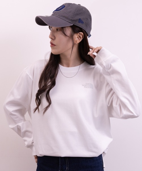 THE NORTH FACE(ザノースフェイス)の「THE NORTH FACE(ザ・ノースフェイス)/M'S EVERLITTE L/S TEE(Tシャツ/カットソー・レディース・ホワイト/ブラック・M/L/XL)」の7枚目の写真