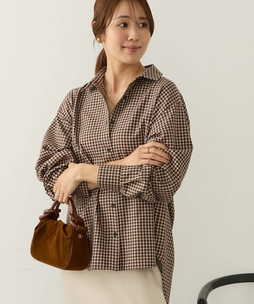 Aunely(オーネリー)の「【Aunely】 しわレスデイリーチェックシャツ<YOSOOIシリーズ>(シャツ/ブラウス・レディース・グレー/ブラウン/ブルー/ブラック/オレンジ・M/L)」の3枚目の写真