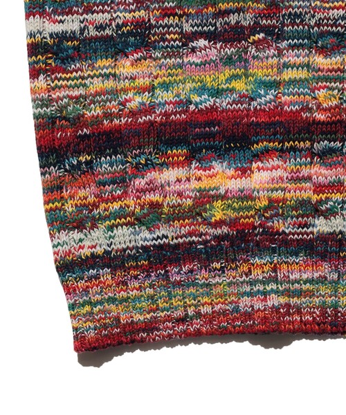 BEAMS PLUS(ビームスプラス)の「Cable Knit Vest Kasuri(ニット/セーター・メンズ・オレンジ/レッド/サックスブルー・S/M/L/XL)」の6枚目の写真