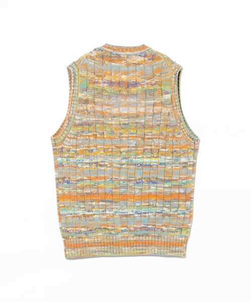 BEAMS PLUS(ビームスプラス)の「Cable Knit Vest Kasuri(ニット/セーター・メンズ・オレンジ/レッド/サックスブルー・S/M/L/XL)」の20枚目の写真