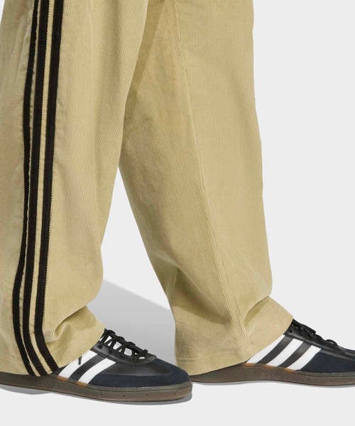 adidas(アディダス)の「コーデュロイパンツ / アディダスオリジナルス adidas Originals(その他パンツ・メンズ・グリーン・SMALL/MEDIUM/LARGE/X-LARGE/XX-LARGE/X-SMALL/3XL)」の4枚目の写真