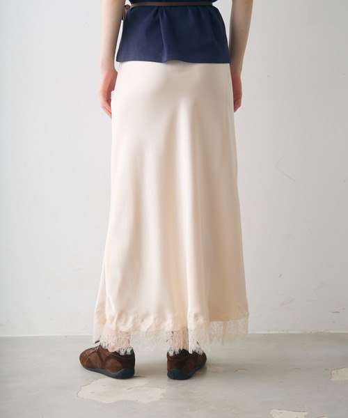 Crisp（クリスプ）の「satin lace long skirt / サテンレースロングスカート（スカート・レディース・ブラウン/アイボリー・FREE）」の5枚目の写真