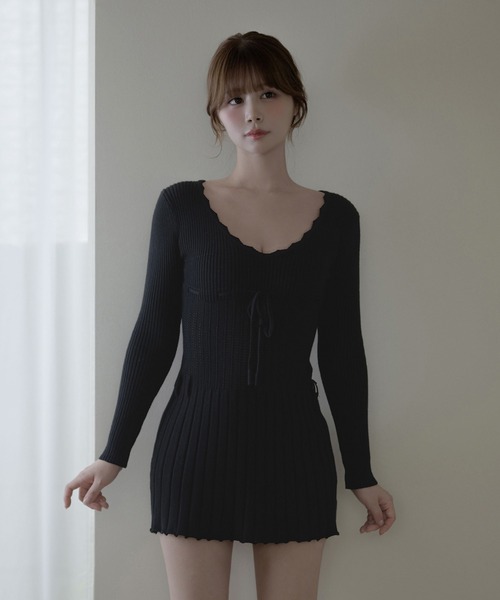 M DOLLY(エムドリー)の「Knit tilly mini dress / ニットティリーミニドレス(ワンピース・レディース・ブラック/ピンクベージュ/アイボリー・FREE)」の1枚目の写真
