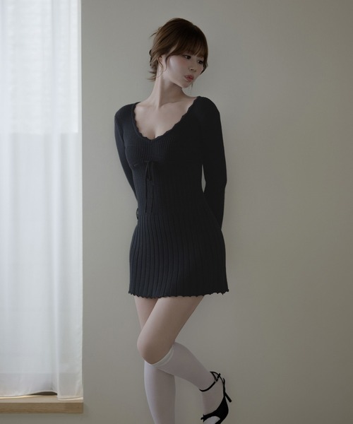 M DOLLY(エムドリー)の「Knit tilly mini dress / ニットティリーミニドレス(ワンピース・レディース・ブラック/ピンクベージュ/アイボリー・FREE)」の9枚目の写真