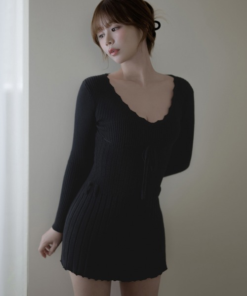 M DOLLY(エムドリー)の「Knit tilly mini dress / ニットティリーミニドレス(ワンピース・レディース・ブラック/ピンクベージュ/アイボリー・FREE)」の10枚目の写真