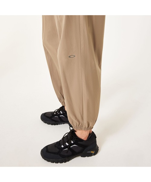 OAKLEY（オークリー）の「オークリー FGL DIVISIONAL PANTS 5.7/パンツ/アスレジャー/メンズ/OAKLEY（その他パンツ・メンズ・チャコールグレー/ベージュ・S/M/L）」の19枚目の写真