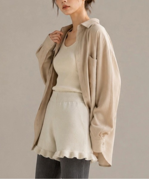 United store(ユナイテッドストア)の「裾フリルニットショートパンツ(その他パンツ・レディース・ダークグレー/ブラック/アイボリー・FREE)」の2枚目の写真