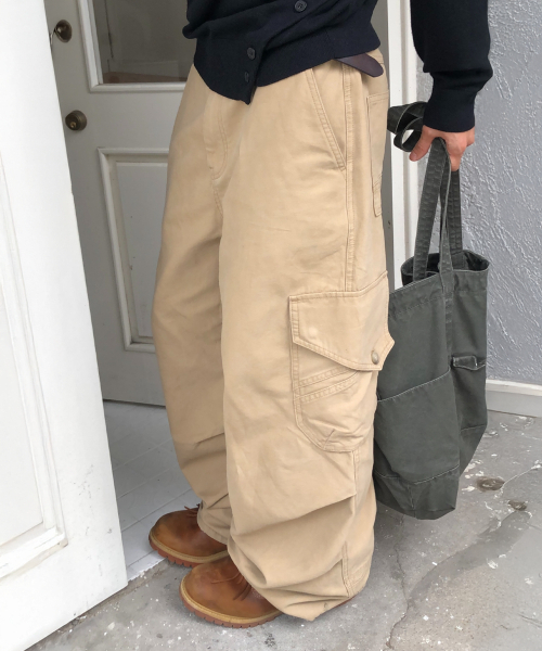 MISEKISEOUL MEN(ミセキソウルメンズ)の「ビッグポケットパラシュートパンツ ベージュ(その他パンツ・メンズ・その他・1/2/3)」の1枚目の写真