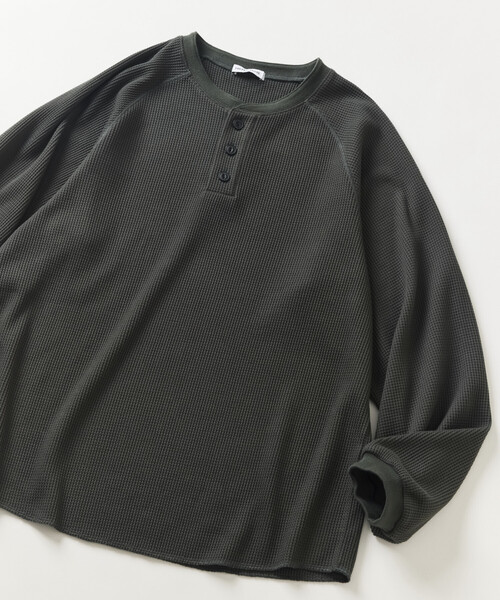 FREAK'S STORE(フリークスストア)の「ラグランスリーブ ヘンリーネック ワッフル ロングスリーブTEE(Tシャツ/カットソー・メンズ・ホワイト/その他9/オレンジ/カモフラージュ/チャコールグレー・MEDIUM/LARGE)」の1枚目の写真