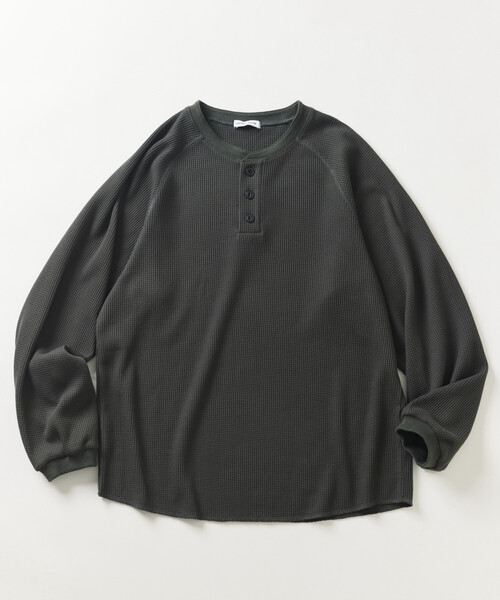 FREAK'S STORE(フリークスストア)の「ラグランスリーブ ヘンリーネック ワッフル ロングスリーブTEE(Tシャツ/カットソー・メンズ・ホワイト/その他9/オレンジ/カモフラージュ/チャコールグレー・MEDIUM/LARGE)」の8枚目の写真