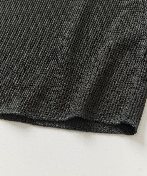FREAK'S STORE(フリークスストア)の「ラグランスリーブ ヘンリーネック ワッフル ロングスリーブTEE(Tシャツ/カットソー・メンズ・ホワイト/その他9/オレンジ/カモフラージュ/チャコールグレー・MEDIUM/LARGE)」の12枚目の写真