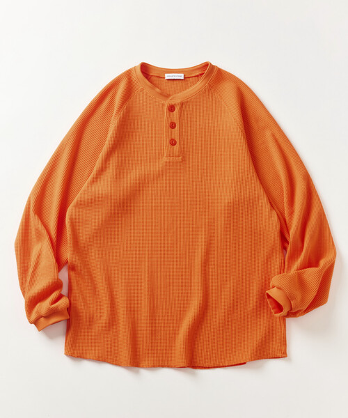FREAK'S STORE(フリークスストア)の「ラグランスリーブ ヘンリーネック ワッフル ロングスリーブTEE(Tシャツ/カットソー・メンズ・ホワイト/その他9/オレンジ/カモフラージュ/チャコールグレー・MEDIUM/LARGE)」の15枚目の写真